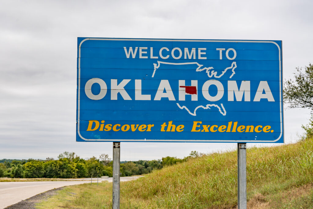Welcome to Oklahoma sign.